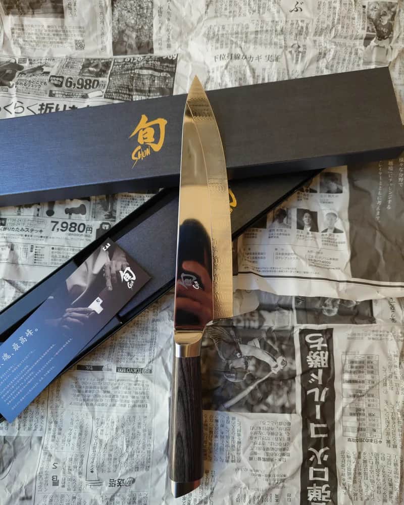 Ніж Гюто (Gyuto) 200mm, Kai Shun Kagerou, сталь VG10 