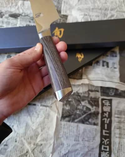 Ніж Гюто (Gyuto) 200mm, Kai Shun Kagerou, сталь VG10  - Thumbnail 6