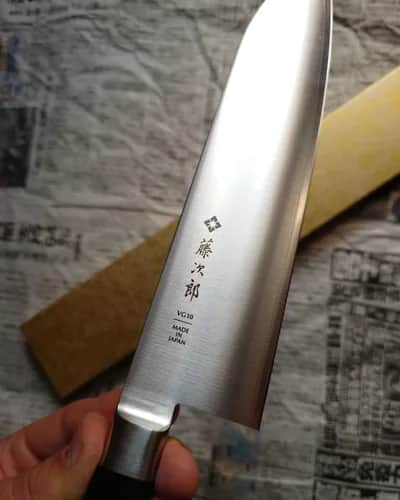 Ніж Сантоку (Santoku) 210mm, Tojiro F-500, сталь VG10  - Thumbnail 3