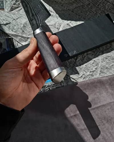 Ніж Сантоку (Santoku) 165mm, Kai Shun, сталь VG10  - Thumbnail 3