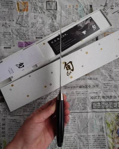 Ніж Гюто (Gyuto) 200mm, Kai Shun Nagare, VG10 / VG2 - Thumbnail 7