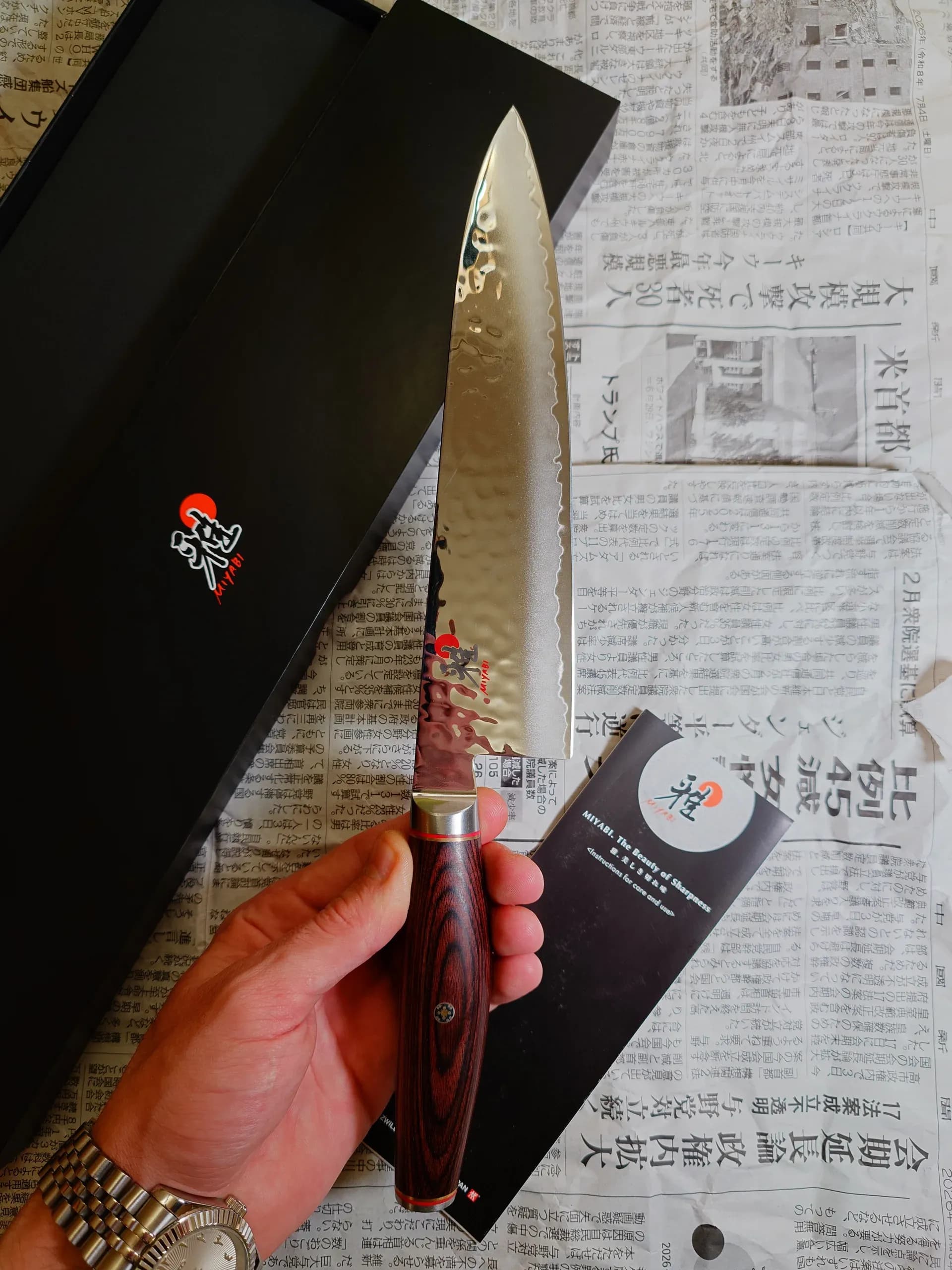 Ніж люто (Gyuto) 200mm, Miyabi Artisan, сталь SG-2